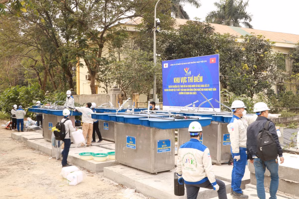 Theo cơ quan chuyên môn và ý kiến của người dân đánh giá thì mùi của bãi rác Nam Sơn chủ yếu là mùi do các ô chứa nước rỉ rác bay lên, và gió lùa vào khu dân cư làm ảnh hưởng đến cuộc sống người dân.