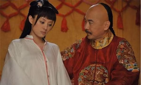 'Ban tay ngam' trong cong cuoc 'mang thai rong' cua phi tan nha Thanh-Hinh-2