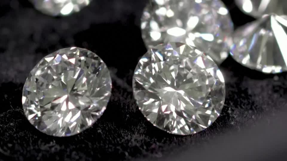 Loại kim cương này đã được chứng nhận bởi Viện Đá quý Quốc tế.