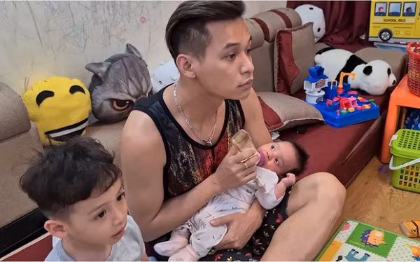 ''Bóc mẽ'' là vậy nhưng phần lớn người hâm mộ đều bị thuyết phục bởi lý do đặc biệt này. Bởi khi Độ Mixi phải dành quá nhiều thời gian cho việc livestream với khung giờ có phần "trái khoáy" thì việc đôi lúc tranh thủ thời gian chăm lo cho gia đình là điều đúng đắn.