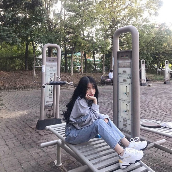 Bạn gái tin đồn của ADC đốn tim nhiều fan hâm mộ bởi nhan sắc xinh đẹp, ngọt ngào.