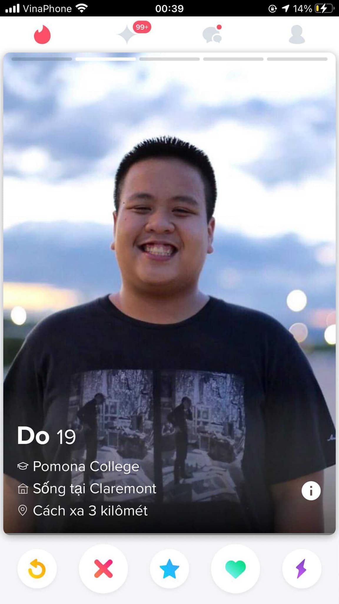 Tinder la gi... than dong Do Nhat Nam bi don xai?-Hinh-2