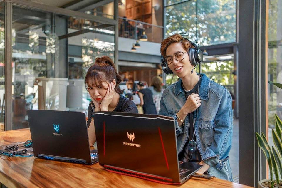 Rất nhiều người hâm mộ khi đó tin rằng hai người họ đang hẹn hò và chắc chắn sẽ là một cặp đôi đẹp của làng stream.