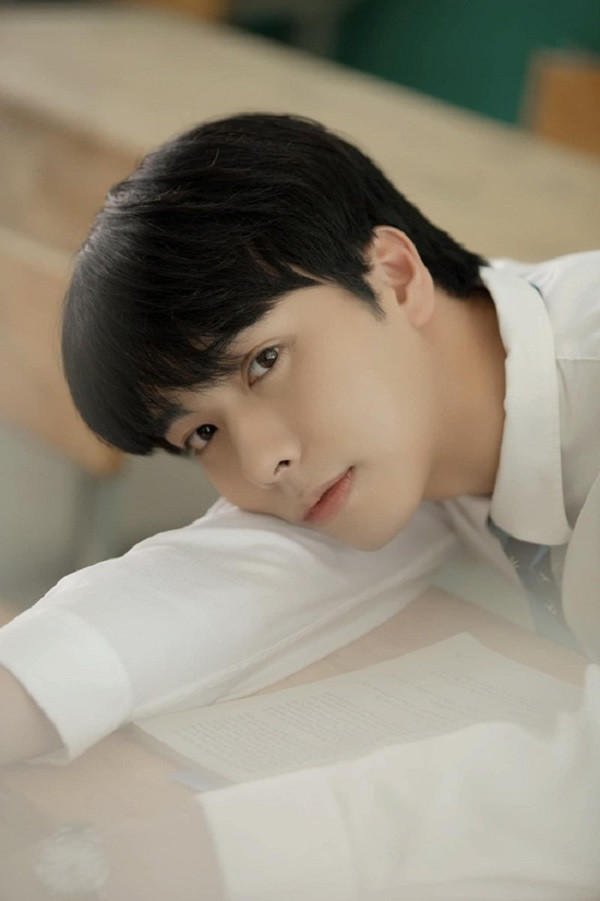 Dan nam than cuc pham “Quy ong dai chien” khien hoi chi em phat cuong