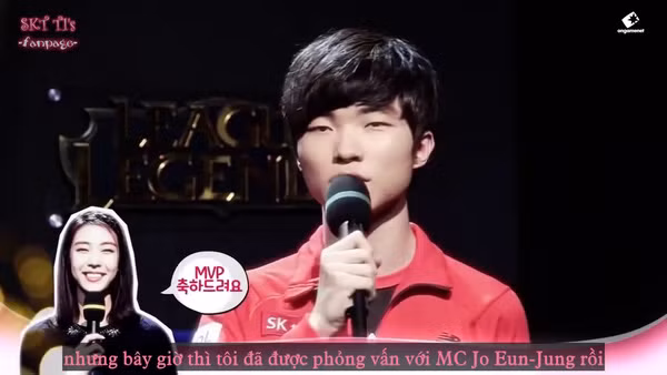 "Chuyện tình đơn phương" của Quỷ Vương xuất phát từ một buổi trả lời phỏng vấn, khi ấy anh chỉ là tuyển thủ mới nổi, còn Cho Eun Jung là cô MC nổi tiếng. Faker đã nửa đùa nửa thật rằng muốn giành chiến thắng để được Cho Eun Jung phỏng vấn.