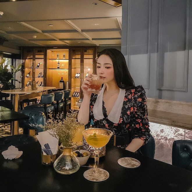 Chia sẻ về ý kiến con gái bây giờ rủ nhau chơi golf là để kiếm đại gia hoặc nhằm mục đích sâu xa khác, Milana từng đáp trả rằng việc chơi golf là để có thêm nhiều mối quan hệ khác giống nhiều bộ môn thể thao khác.