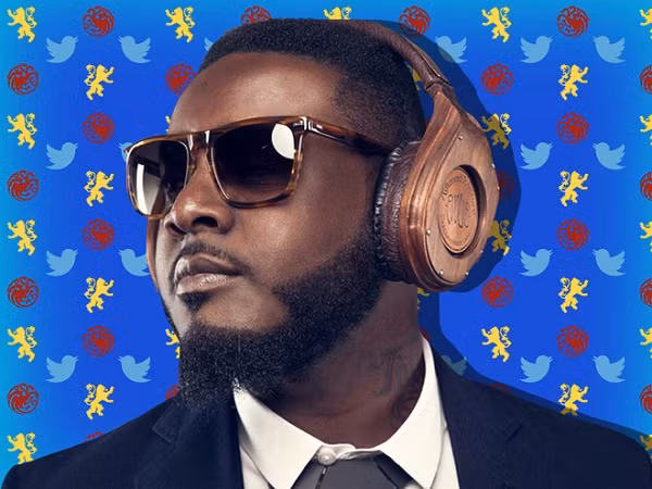 Tai nghe của Beats đã trở thành sản phẩm đình đám được nhiều sao thế giới lựa chọn, và một trong số những phiên bản giới hạn là chiếc headphone của rapper T-Pain. Tai nghe được chế tác bởi nghệ nhân Kyle Miller, người điều hành TGT Studios với chất liệu gỗ khá ấn tượng.