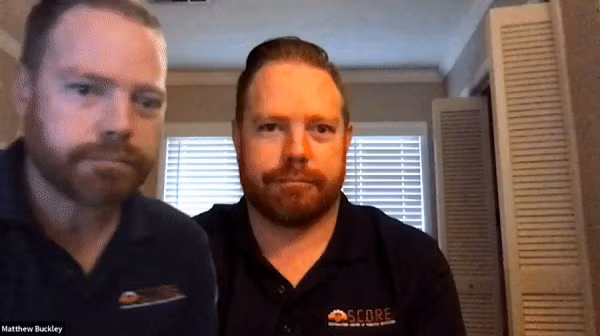 Một anh chàng tên Matt Buckley đã bất ngờ thu hút được rất nhiều sự chú ý của cộng đồng mạng khi chia sẻ bài tweet về cách anh thản nhiên rời phòng học online mà không ai biết.