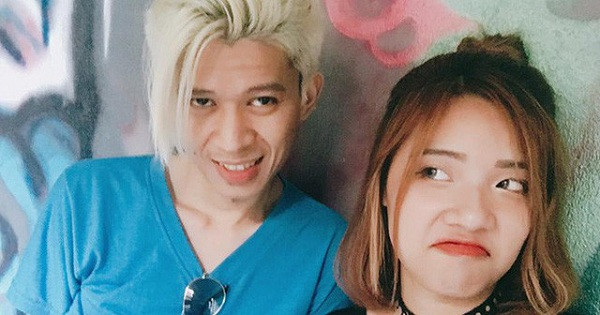 Bản thân QTV là người rất ít khi tương tác trên MXH, tuy nhiên trong những lần hiếm hoi xuất hiện trên Facebook thì mục đích chủ yếu của tay game huyền thoại này cũng chỉ là để… dỗ dành vợ mỗi khi bà xã buồn bực điều gì đó.