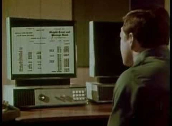 Vào những năm 1969, các kĩ sư từ UCLA đã gửi tới trung tâm nghiên cứu Stanford từ "LOG" qua một hệ thống mạng mới được phát minh gọi là ARPANET, đó chính là khởi đầu của mạng internet sử dụng ngày nay. Tuy nhiên, cách đây hơn 1 thập kỷ, Internet duy nhất có thể sử dụng là mạng Dial-up, sau đó là lên ADSL cực kì chậm và cũng rất đắt đỏ. Chỉ khoảng 10 năm trở lại đây, Internet mới phổ biến và ngày càng trở nên rẻ hơn.