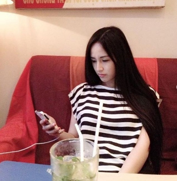 Cô nàng là iFan từ thời những phiên bản điện thoại đầu tiên của Apple ra đời.