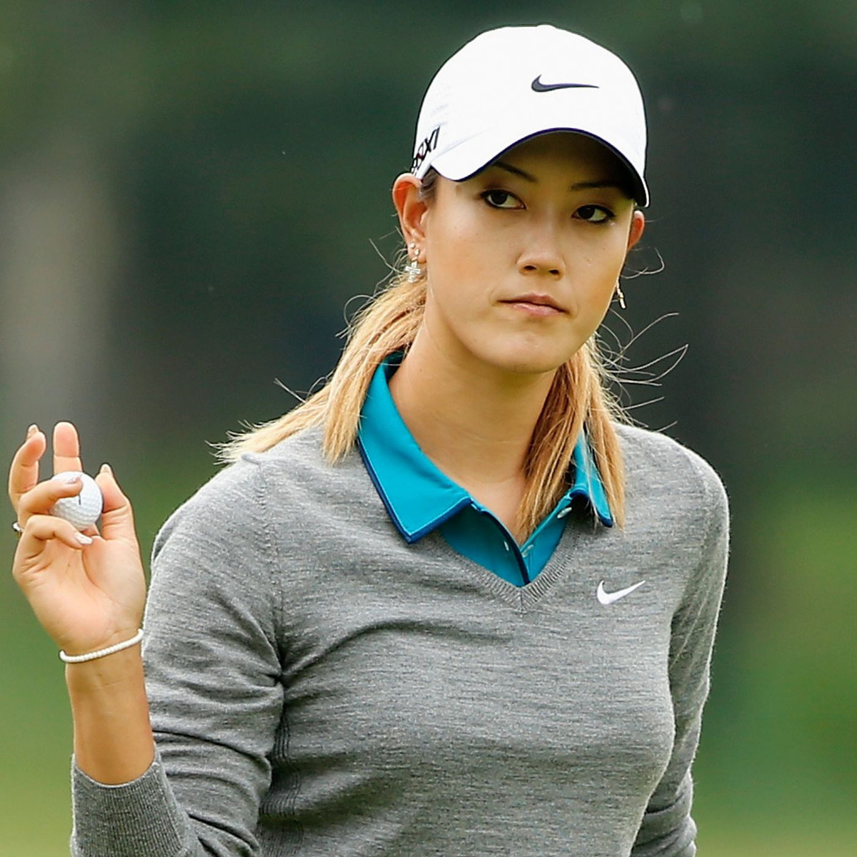 Không theo đuổi phong cách sexy nhưng Wie vẫn có một lượng lớn fan hâm mộ.