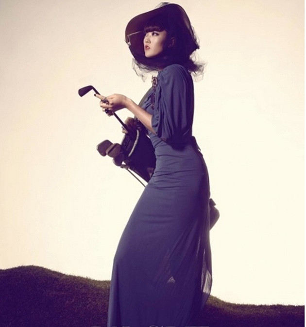 Nếu vô tình bắt gặp Michelle Wie trên đường, nhiều người có thể lầm tưởng đang được gặp một nữ minh tinh Hàn Quốc bởi cô nàng có chiều cao lý tưởng cùng nhan sắc nổi bật.