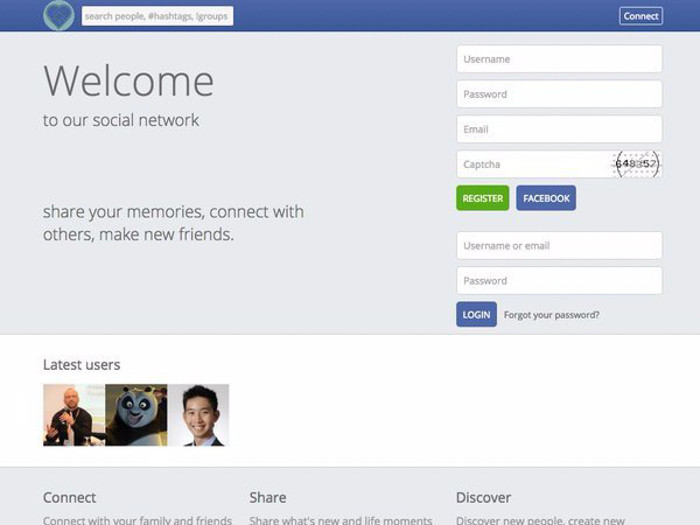 Mạng xã hội được xem là mô phỏng Facebook của họ được phát hiện bởi nhà nghiên cứu Doug Madory của Dyn Networks năm ngoái do nó bị hack. Mạng xã hội này có gần như đầy đủ tính năng của Facebook, cho phép người dùng đăng ký bằng email, gửi tin nhắn trên tường nhà người khác. Tuy nhiên, số lượng người dùng không được công bố.