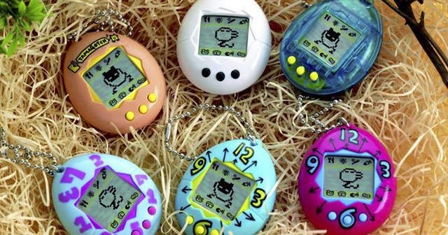 Cách chơi khá đơn giản, bạn sẽ chọn nuôi một con thú ảo và chăm sóc nó. Bạn phải cho nó ăn, chăm sóc để nó lớn lên qua các chặng đời.