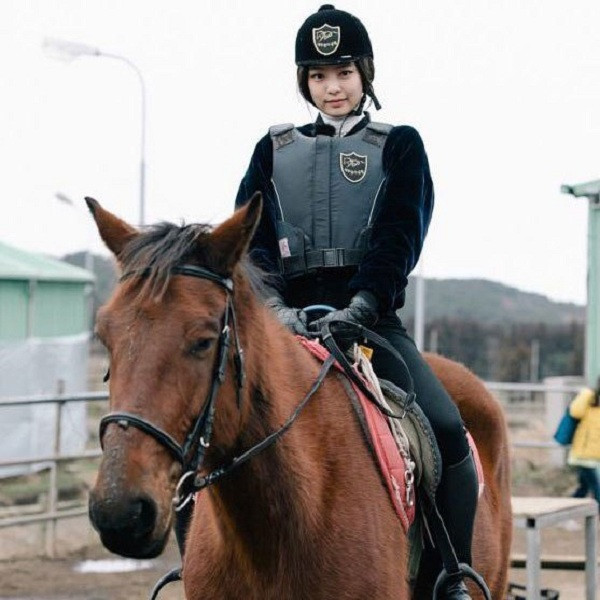 Ngày nay người ta không chỉ sử dụng ngựa trên đảo Jeju cho mục đích nông nghiệp mà những chú ngựa này còn được đưa vào để phát triển du lịch. Đến với Jeju du khách sẽ có cơ hội chiêm ngưỡng, và trực tiếp ngồi trên lưng những chú ngựa Jeju tham quan khám phá thiên nhiên. 