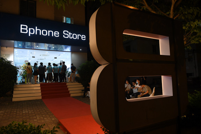 Bstore đang có chương trình trải nghiệm chiếc điện thoại B86 dành cho những người dùng quan tâm.