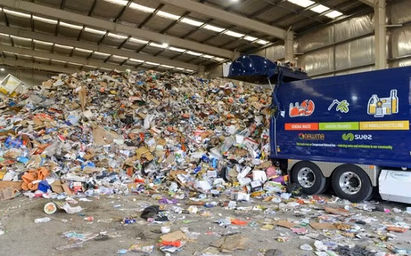 Giới chuyên gia nhận định, nhiều quốc gia ở châu Á có nền kinh tế và dân số phát triển với tốc độ nhanh chóng, đông dân, nhưng dịch vụ và cơ sở hạ tầng thu gom rác hầu như không theo kịp với đà tăng trưởng quá nhanh này.