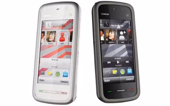 Chiếc điện thoại chạy Symbian Nokia 5230 này đã bán được 150 triệu máy mặc dù không có kết nối Wi-Fi. Máy lên kệ vào năm 2009.