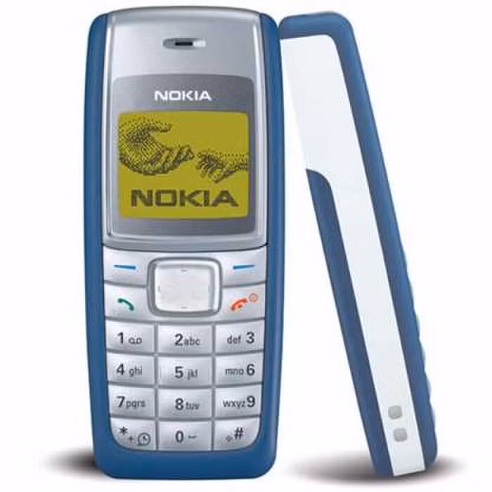 Có doanh số bán ra đạt 250 triệu máy, Nokia 1110 xuất sắc cán đích thứ 2 trong danh sách những chiếc điện thoại bán chạy nhất mọi thời đại. Chiếc điện thoại này được nhiều người yêu thích bởi thời lượng pin khủng cùng cảm giác phím bấm của bàn phím T9 rất tuyệt vời.