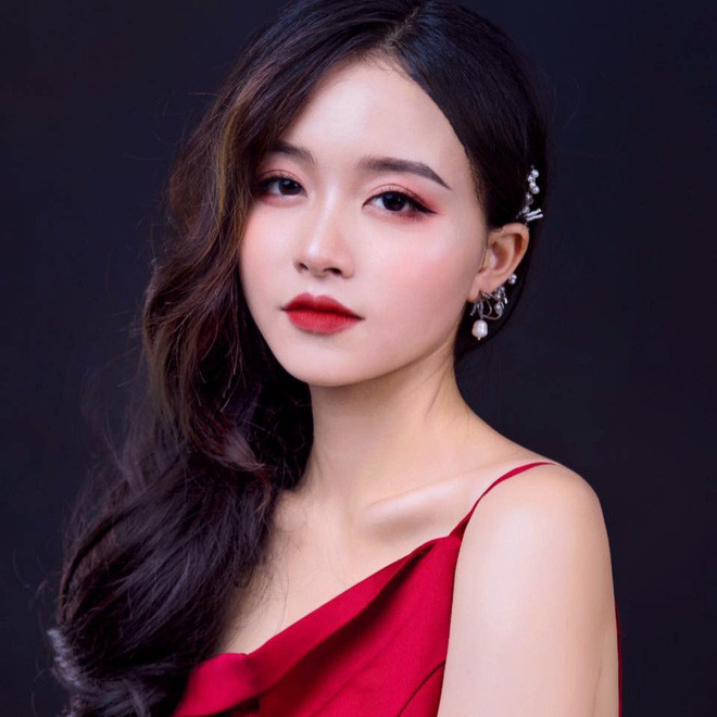 Mộc Miên hiện là chủ nhiệm CLB MC của Học viện Báo chí và Tuyên truyền (Hà Nội) nơi cô theo học.