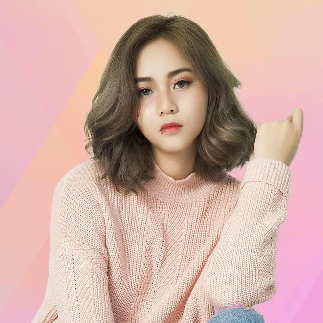 Vốn là sinh viên ngân hàng, MisThy cứ nghĩ mình rồi sẽ trở thành một nhân viên ngân hàng như bao nhân viên ngân hàng khác. Thế nhưng với niềm đam mê… chơi game và các dịch vụ trực tuyến, cô gái ấy lại quyết định từ bỏ hẳn ngành ngân hàng để theo đuổi niềm đam mê, chọn game làm sự nghiệp của mình.