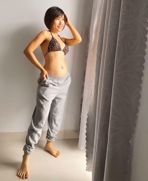 Chính từ những chia sẻ trên của Uyên Pu có thể thấy việc bầu bì không làm khó cô nàng ở bất kì điều gì.