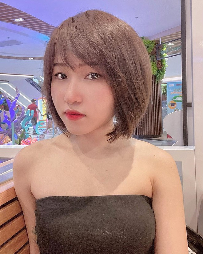 Từ lâu, Uyên Pu đã được nhiều fan gọi là nữ streamer sở hữu body "đỉnh" nhất làng streamer Việt hiện nay.