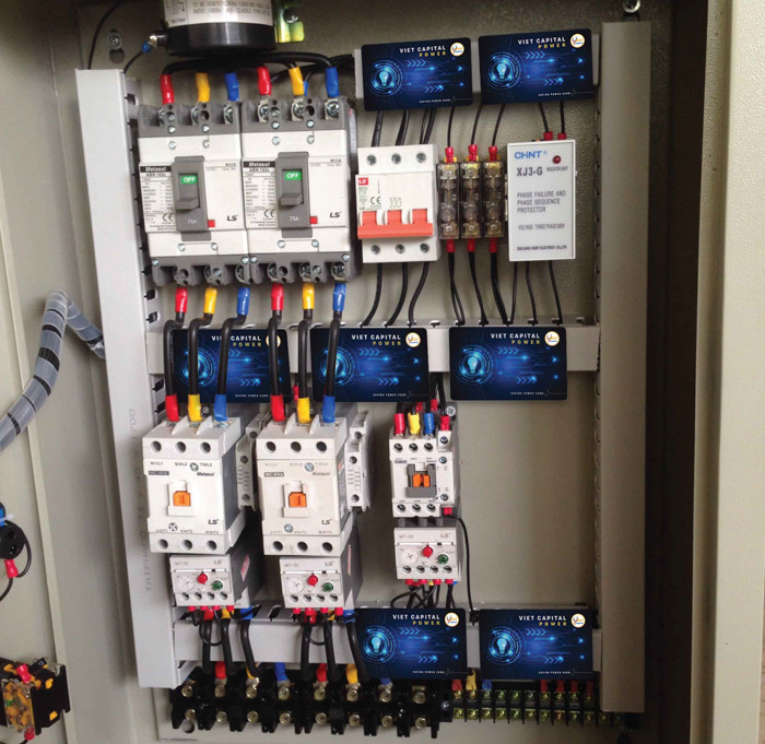 Cũng theo EVN, về mặt kỹ thuật, tất cả các thiết bị điện khi cắm vào nguồn điện và hoạt động đều tiêu thụ một lượng điện năng nhất định. Các thiết bị đấu vào mạch điện phía sau công tơ chỉ có thể cải thiện một phần hệ số công suất (Cos φ) của thiết bị điện, làm giảm tổn thất điện năng của dây dẫn và giảm một phần hao phí. Tuy nhiên, không thể có thiết bị nào đấu nối sau công tơ làm giảm tới 30-40% lượng điện năng tiêu thụ như quảng cáo.