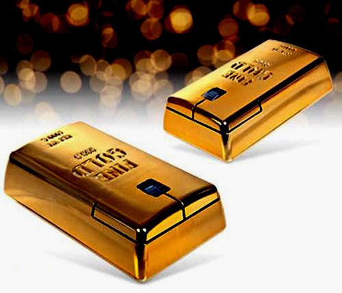 Điều đầu tiên mà người ta ấn tượng với phiên bản chuột The Gold không phải là chất liệu cấu tạo nên nó mà chính là thiết kế vô cùng độc đáo và lạ mắt. Nhà sản xuất của hãng chuột này đã có một ý tưởng rất khác biệt so với những chú chuột thông thường.