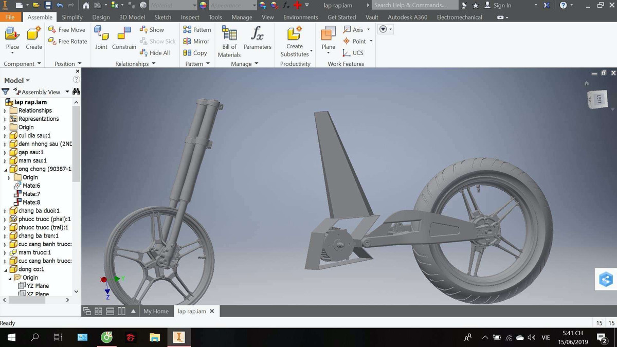 Nhờ sự trợ giúp của phần mềm Autodesk Inventor, chàng trai bắt đầu tự thiết kế khung sườn - yếu tố quan trọng nhất quyết định tính ổn định và an toàn của một chiếc xe 2 bánh