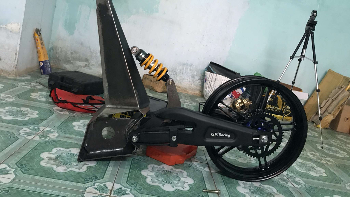 Phạm Vũ - chủ nhân của sản phẩm này đã tốt nghiệp ngành Cơ khí chế tạo tại đại học Trà Vinh.