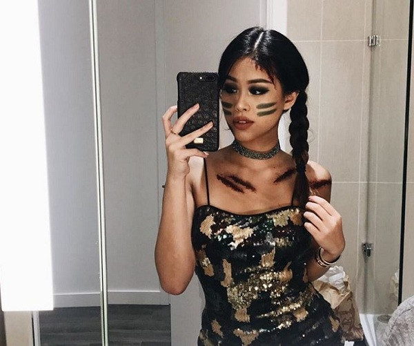 Tiên Nguyễn còn có sở thích thay đổi ốp lưng cho smartphone của mình, từ phong cách đơn giản, sang chảnh cho đến nhí nhảnh.