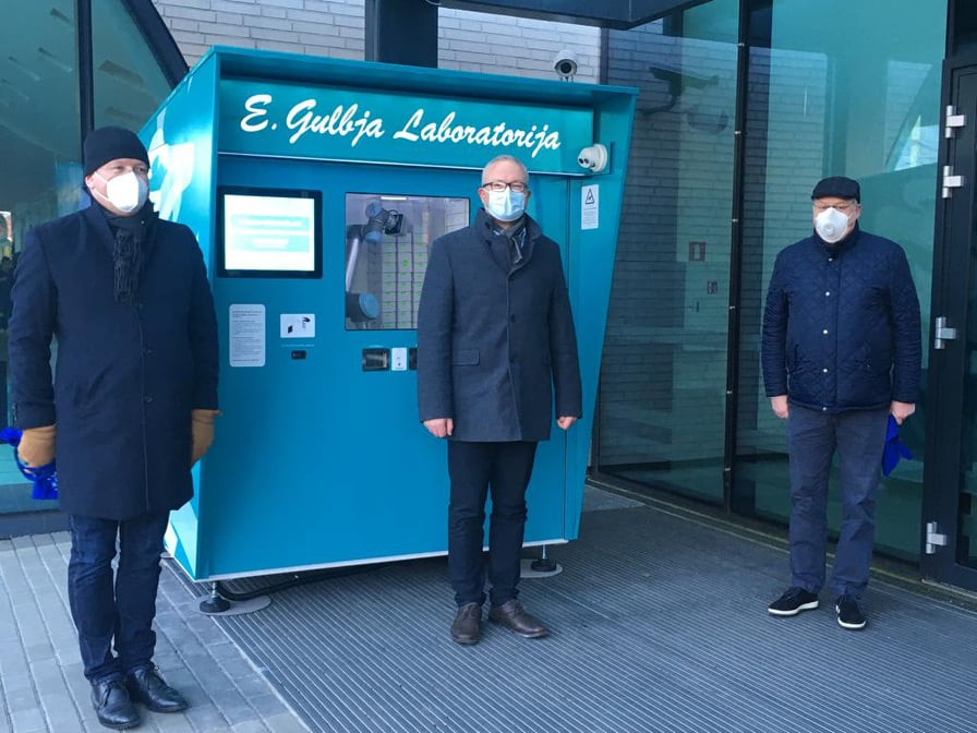 Được cho là đầu tiên thuộc loại này hoạt động như một trạm cung cấp các xét nghiệm PCR phát hiện RNA của coronavirus.