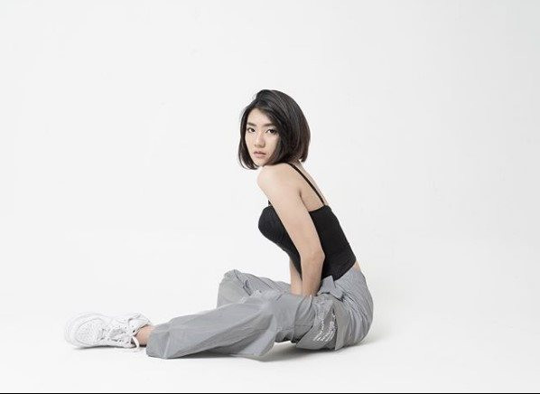 Sau đó, Rachel Florencia đến với con đường trở thành nữ game thủ esports. Cô từng đại diện cho Morph Team ở tựa game PUBG và Apex Legend.