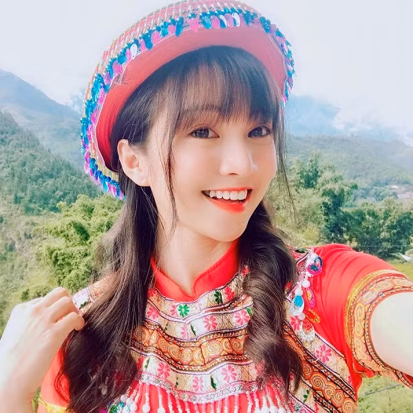 Với kinh nghiệm từ Free Fire, dòng game đấu súng trên điện thoại, Call of Duty: Mobile VN không làm khó được Như Hexi. Kết quả này cô nàng nhanh chóng làm quen với tựa game này và đạt thành tích khủng.