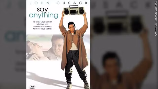 Dần dần, một cách tự nhiên, băng Cassette trở thành một nét nổi bật trong văn hoá. Nó đóng vai trò quan trọng trong các bộ phim.