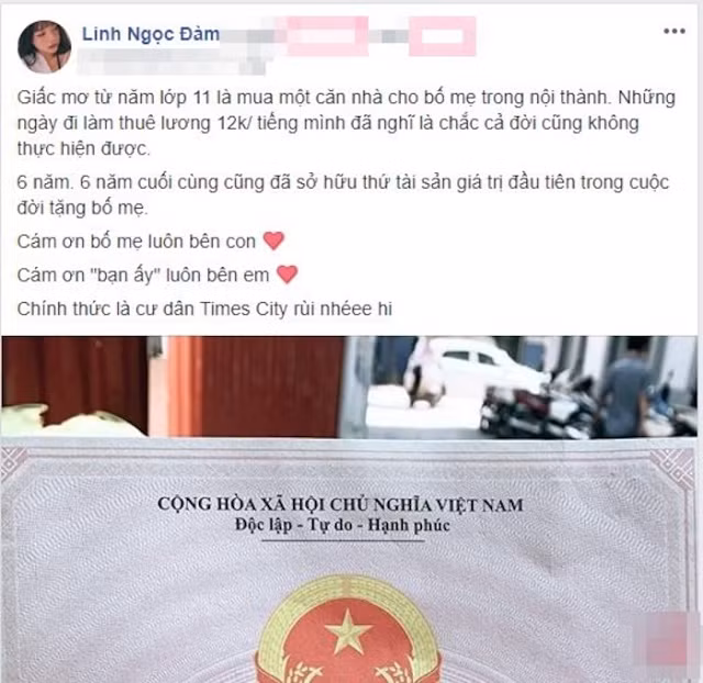 Linh Ngọc Đàm sinh năm 1996, là một trong những nữ streamer đình đám nhất hiện nay. Ở tuổi 24, cô nàng đã sở hữu khối tài sản khủng mà nhiều người mơ ước.