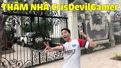 Sở hữu kênh YouTube có đến hơn 8,6 triệu lượt theo dõi, đã từ lâu Cris Phan được biết đến là một “rich kid” thực thụ trong giới YouTuber.