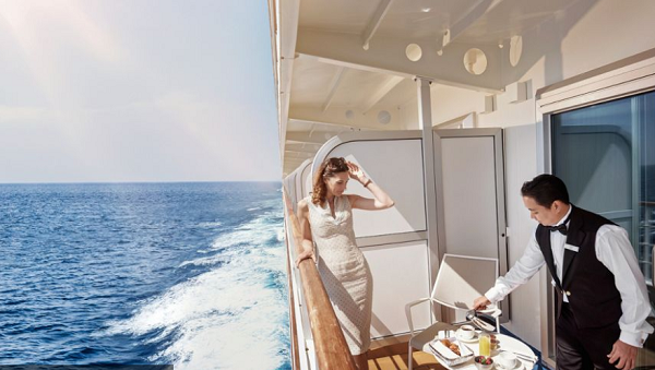 Du thuyền sang chảnh là "con cưng" của Công ty Silversea. Đi vào hoạt động từ năm 2009, Silver Spirit có sức chứa 608 hành khách, chưa kể các thuyền viên.