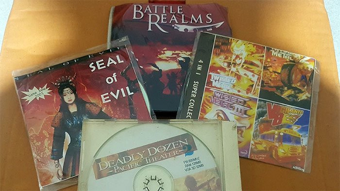 Có lẽ chẳng còn ai mua đĩa phim, đĩa phần mềm khi chỉ cần mở Netflix, Spotify là có thể thưởng thức bất cứ bộ phim, bản nhạc ưa thích hay truy cập các website để tìm phần mềm cần cài.