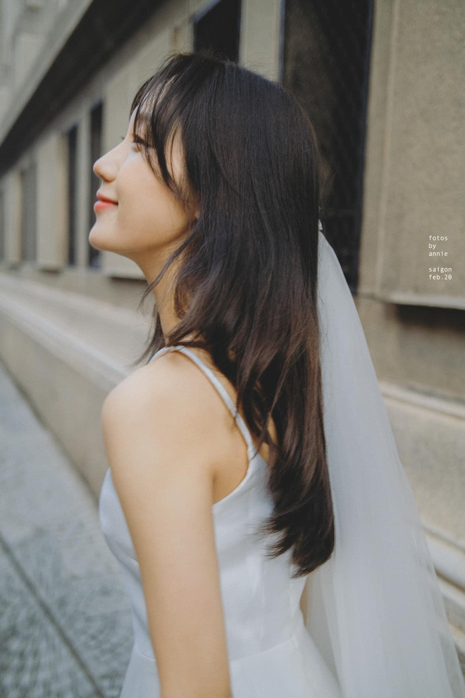 Mina Young là cô nàng streamer xinh đẹp của tựa game Liên Minh Huyền Thoại.