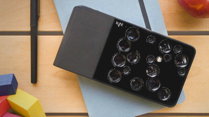 L16 hỗ trợ Wifi giúp người dùng có thể chia sẻ nhanh chóng các bức ảnh chụp được lên mạng xã hội.