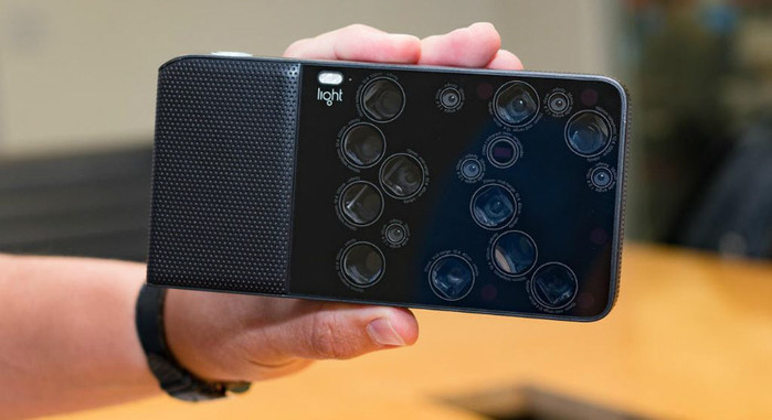 Theo thông tin đến từ GSMArena, hãng máy ảnh Light đã chính thức rời khỏi thị trường smartphone. Điều này đồng nghĩa với việc, mẫu Nokia 9.3 PureView sắp được ra mắt trong thời gian tới sẽ không được sở hữu công nghệ camera như trên Nokia 9 PureView.