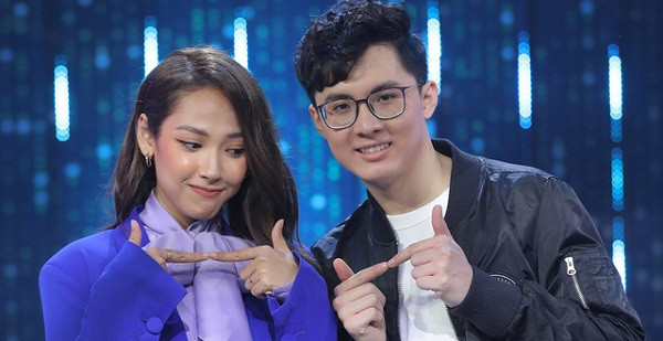 Kể từ khi cùng nhau ra về từ "Người ấy là ai", cặp đôi streamer Noway - Cara Phương vẫn là cái tên hot, thu hút sự quan tâm của cộng đồng mạng.