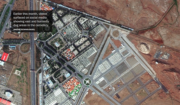 Theo phân tích từ các chuyên gia, những rãnh đất này được đào lên để làm hố chôn các nạn nhân tử vong vì Covid-19 ở Iran. Còn loạt đống vôi trắng bên cạnh nhìn từ hình ảnh vệ tinh, có thể được sử dụng để khử mùi và sự phân hủy của xác chết, theo Washington Post.