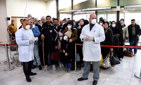 Hai ngày sau khi công bố các trường hợp tử vong đầu tiên bởi virus corona, Iran chính thức trở thành ổ dịch Covid-19 lớn nhất ngoài Trung Quốc. 