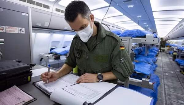 Dựa vào tình hình dịch bệnh thực tế tại Ý, chính phủ Đức và Ý sẽ tiến hành tổ chức thêm nhiều chuyến bay “cứu hộ” giữa hai nước trong thời gian tới.