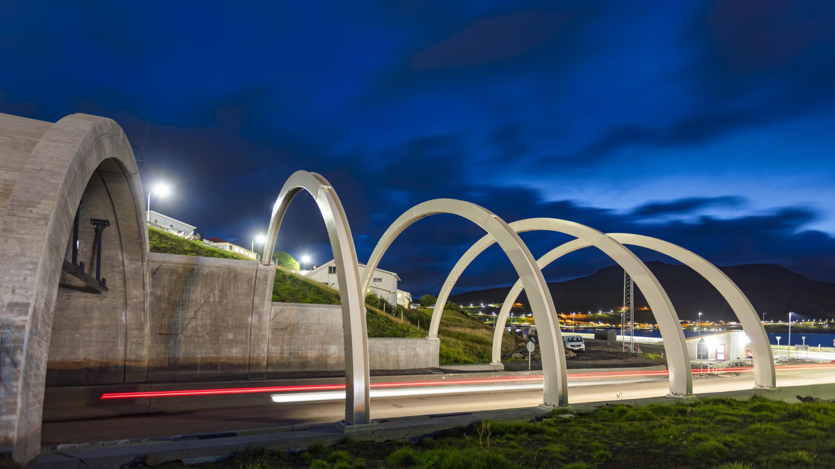 Quần đảo Faroe nằm giữa Iceland và Na Uy, một khu vực tự trị của Đan Mạch, là một chuỗi gồm 18 hòn đảo lớn nhỏ ở Bắc Đại Tây Dương.