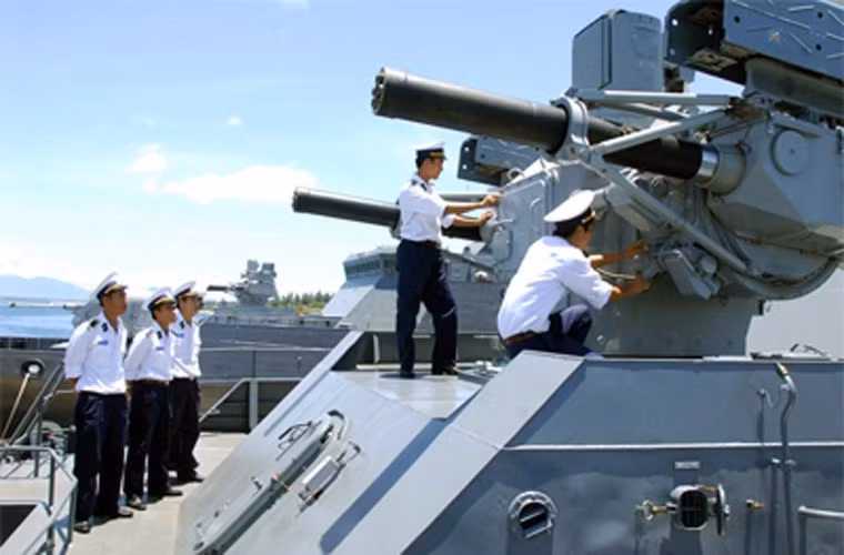 …tổ hợp pháo – tên lửa phòng không Palma-SU..